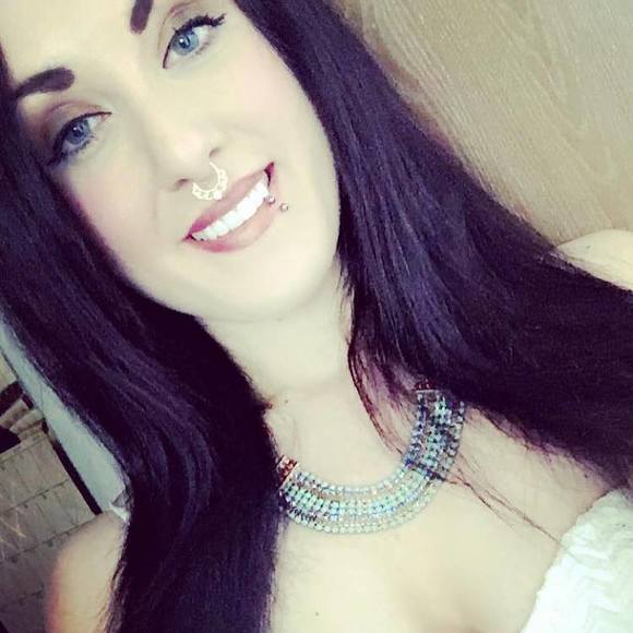 Meet your Posher, Raven - Picture 1 of 1